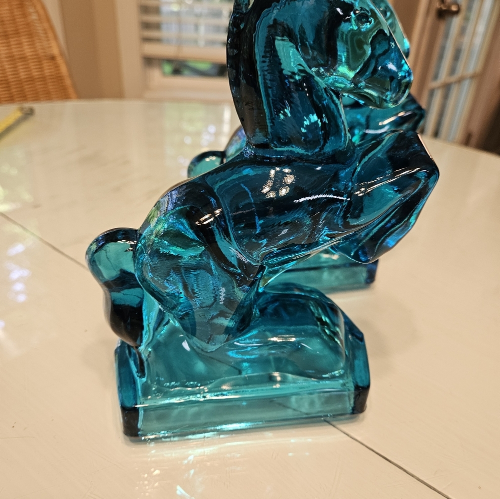 Vintage L E Smith Blue glass horse bookends Mid Century. - Picture 8 of 8